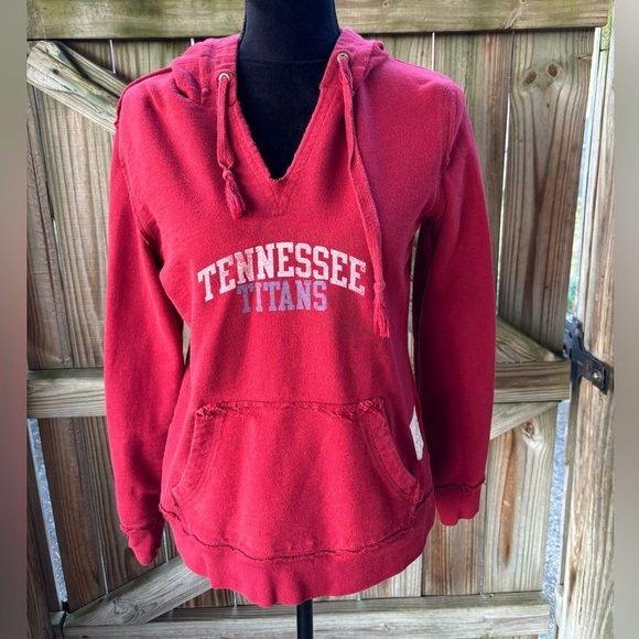 Tennessee Titans Red Long Sleeve Pullover Sweatshirt Hoodie Size M - Picture 3 of 8